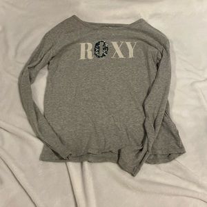 Gently used girls roxy long sleeve tshirt